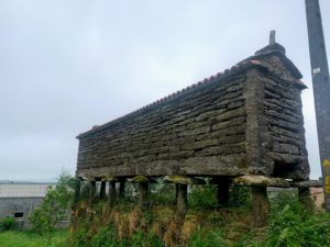 Camino de Fisterra: Galician Hórreo